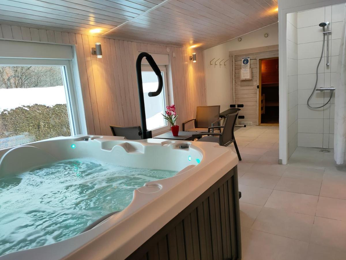 Gite 829 Montagnes Du Jura Avec Spa Et Sauna Classe 3 Etoiles Foncine-le-Haut Kültér fotó